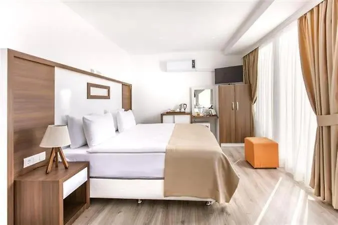 Hotel Demir 2*